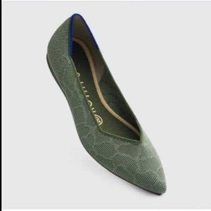 Rothy’s Safari Points - Size 8 🦄